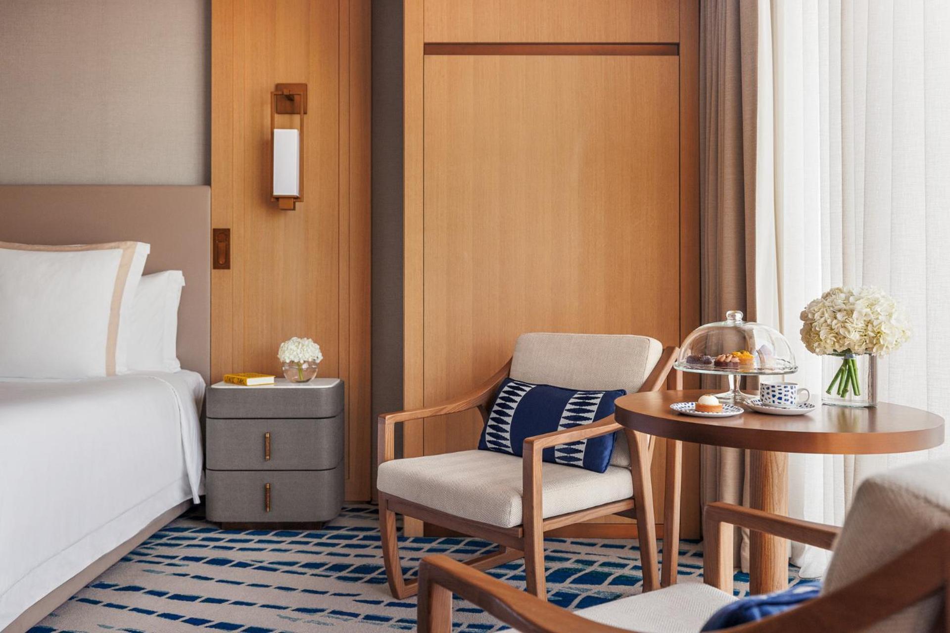 Jumeirah Beach Hotel Dubai Esterno foto Deluxe Room